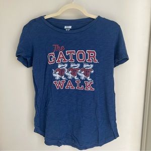 UF University of Florida Gators XS shirt from tailgate AE American eagle